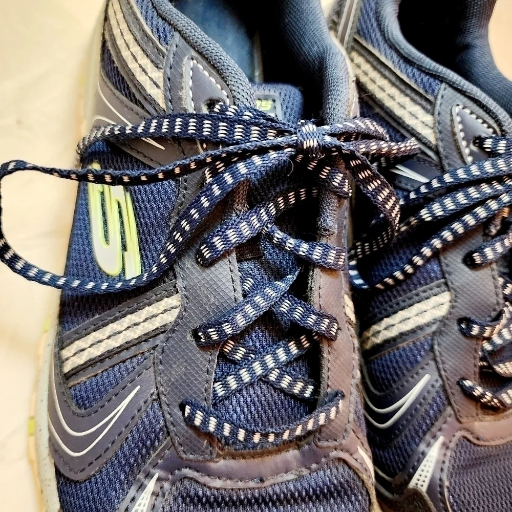 Skecher's Women's 10 Trail Running Shoes Sneakers Navy Grey Athletic Athleisure